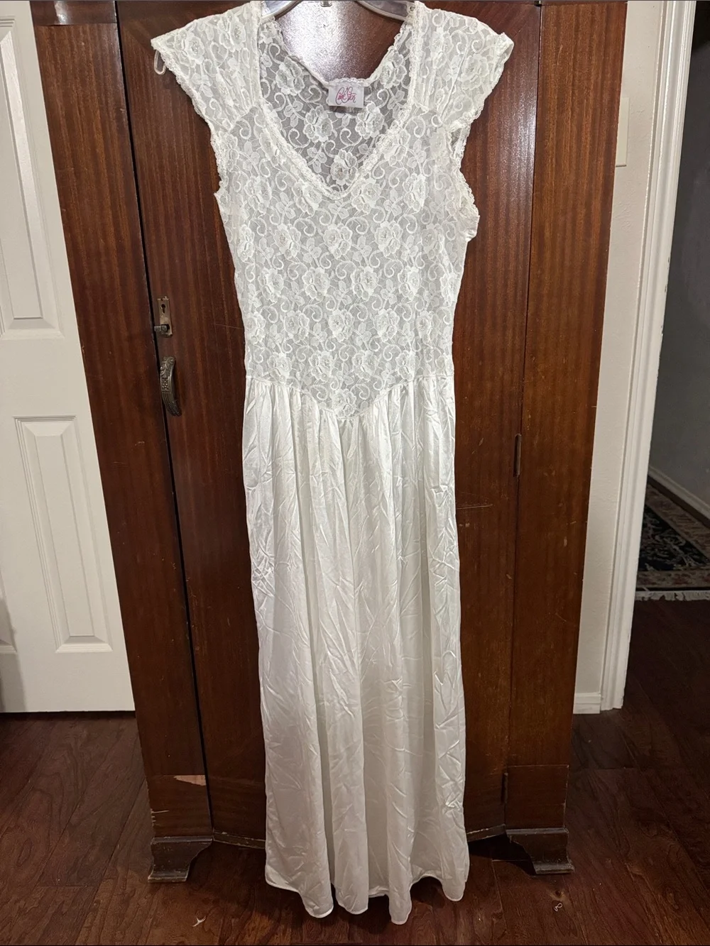 Vintage Lace Bodice White Maxi Nightgown